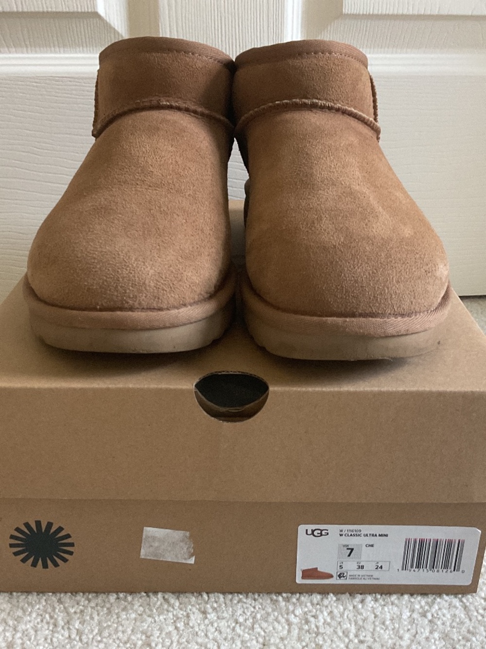 UGG Classic Ultra Mini